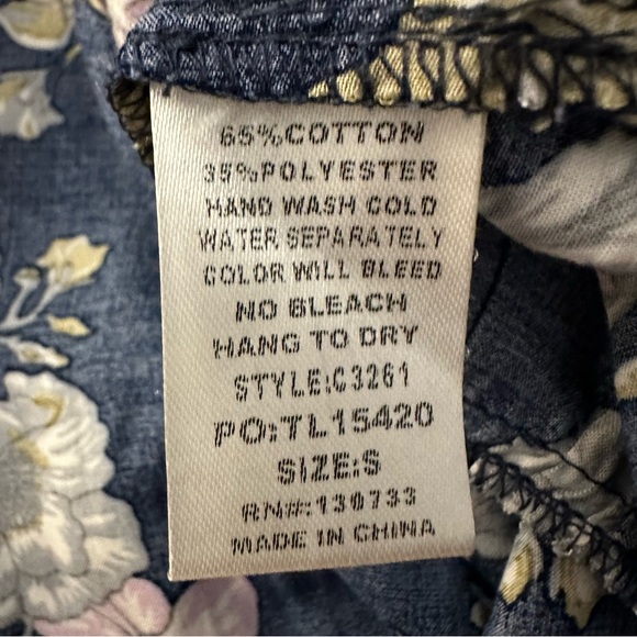 Umgee mixed fabric floral print tunic top/dress with ruffle hem Small - Picture 10 of 10